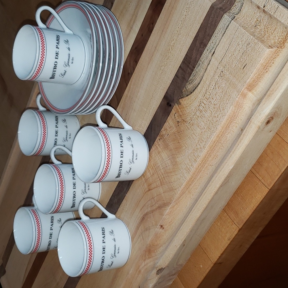 Kiss That Frog Espresso cups and saucers set Bistro De Paris